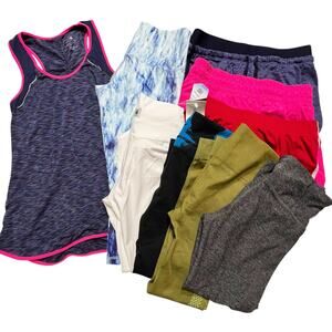 Women’s Activewear Lot Size Small Fabletics Lucy Vogo Leggings Shorts Bundle